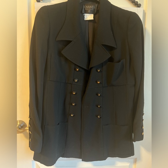 CHANEL Vintage Black Blazer Jacket Coat 44 Large 18 Gold Buttons Silk 96P EUC - Picture 11 of 17